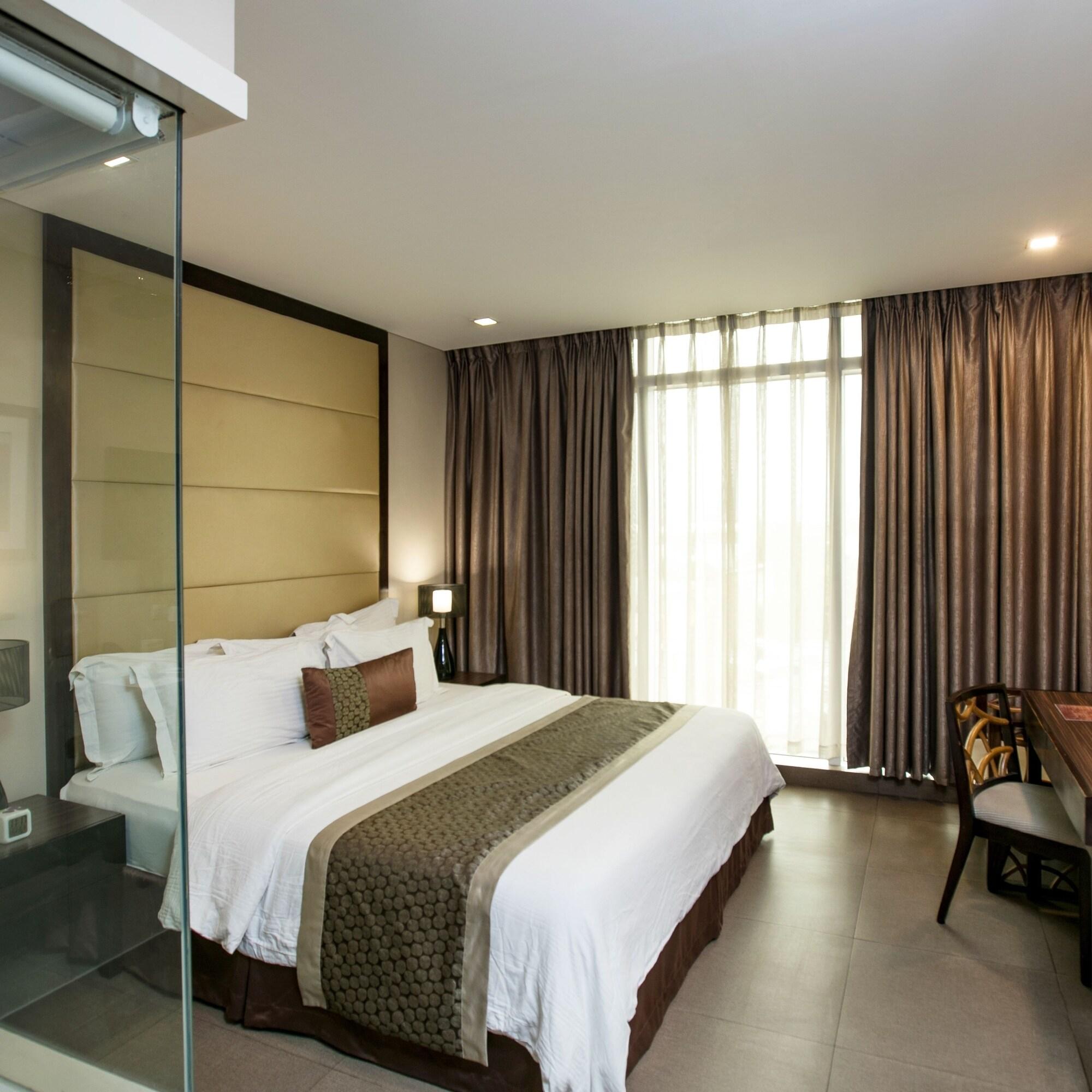 Goldberry Suites & Hotel Mactan Lapu-Lapu City Zewnętrze zdjęcie